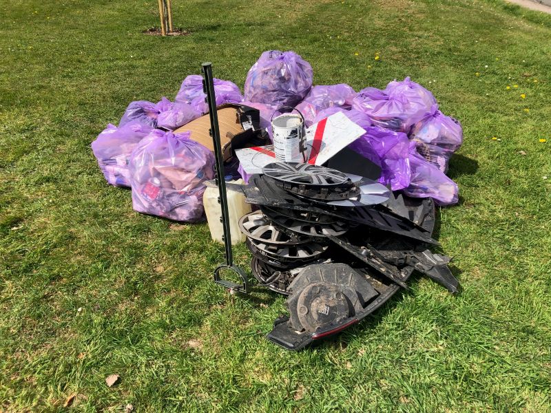 Photo of Litter Picking Rubbish Spring 2026